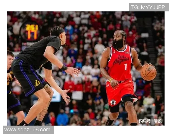 湖人对决快船激战正酣球迷期待的洛城德比即将上演